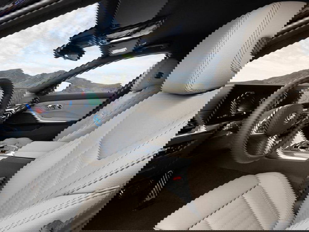 BMW Serie 3 Touring nuova a Torino (7)