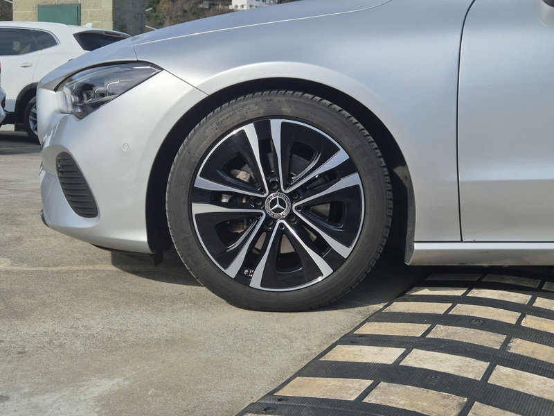 Mercedes-Benz CLA Shooting Brake usata  (13)