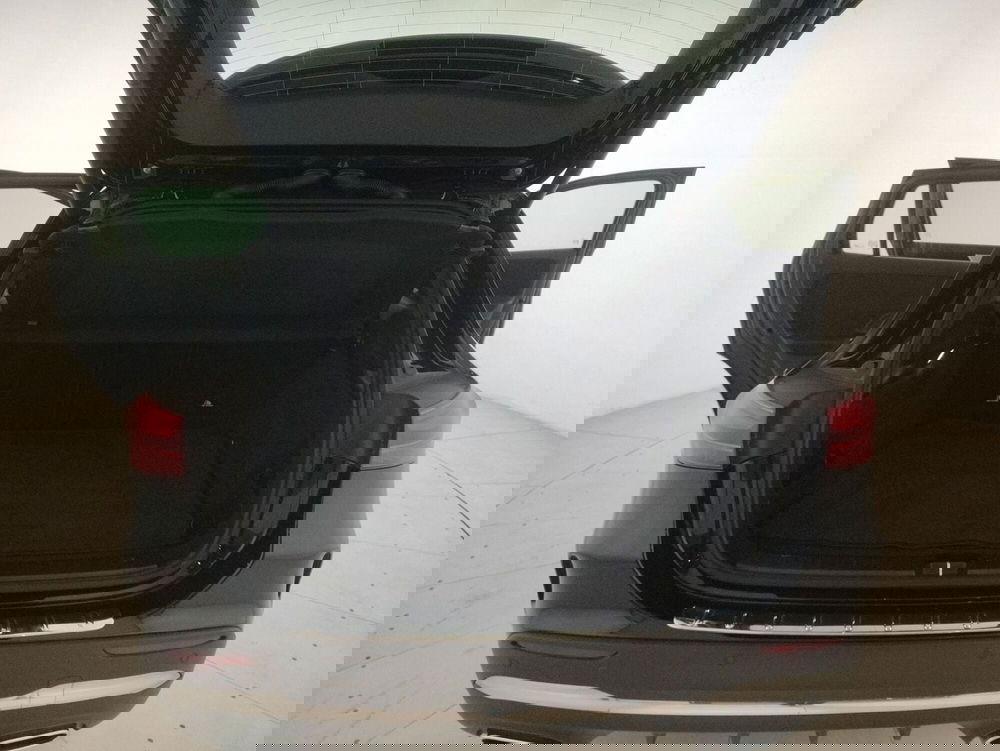 Mercedes-Benz GLA SUV usata  (11)