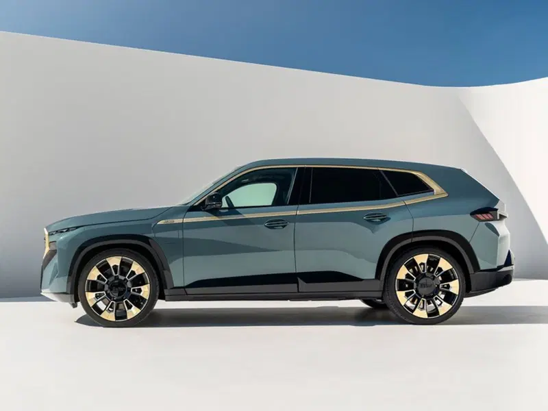 BMW XM nuova a Torino (4)