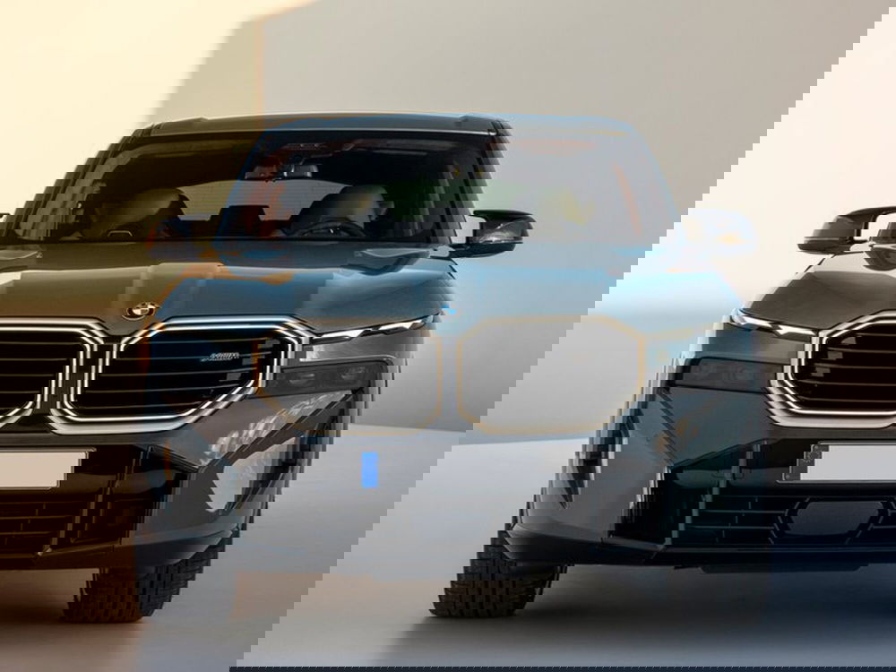 BMW XM nuova a Torino (5)