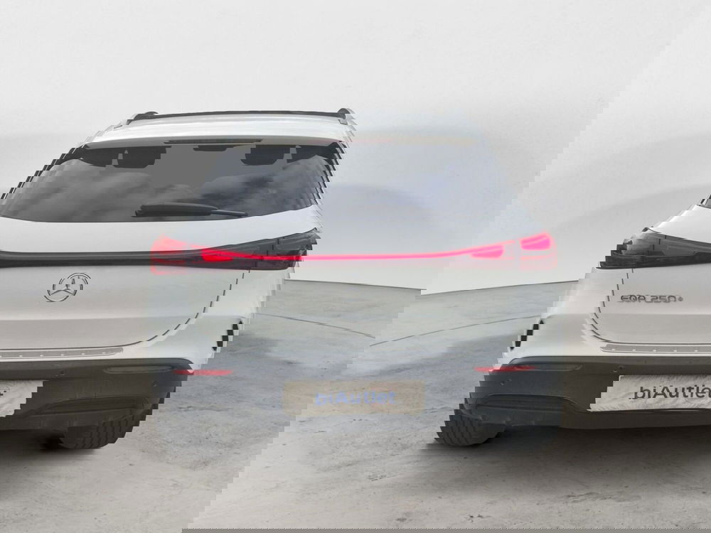 Mercedes-Benz EQA usata  (3)