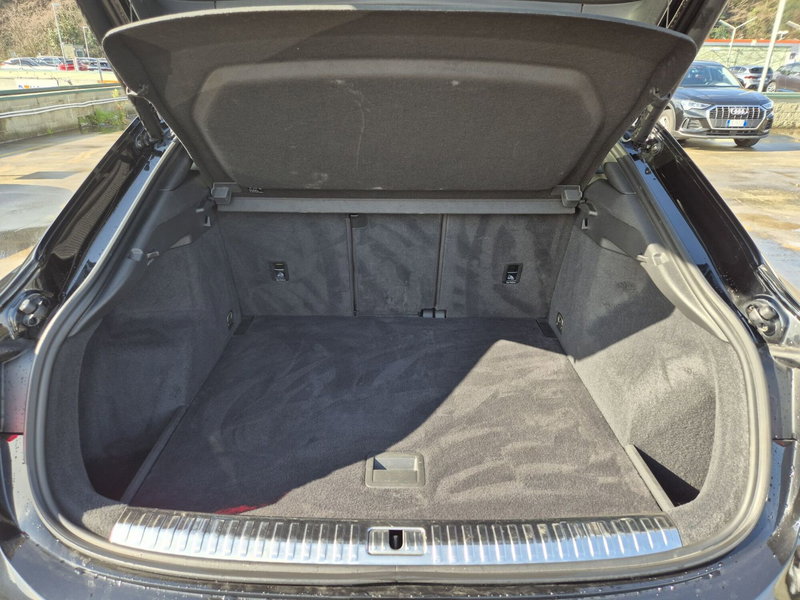 Audi Q3 Sportback usata  (12)