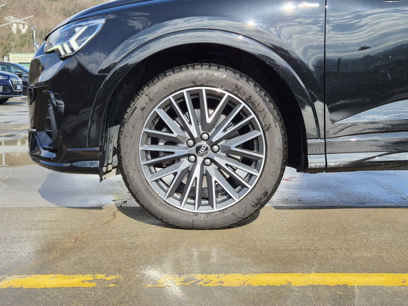 Audi Q3 Sportback usata  (13)