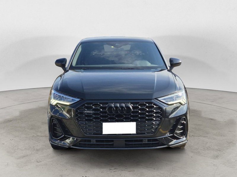 Audi Q3 Sportback usata  (2)