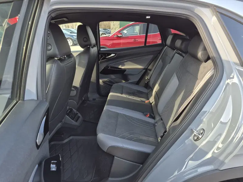 Volkswagen ID.5 usata  (7)