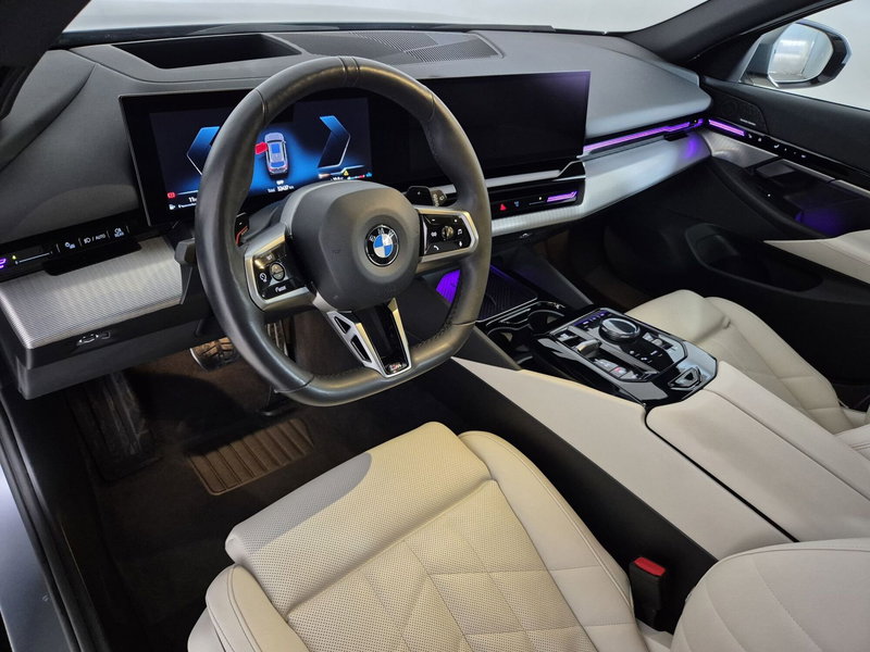 BMW Serie 5 Touring usata a Torino (7)
