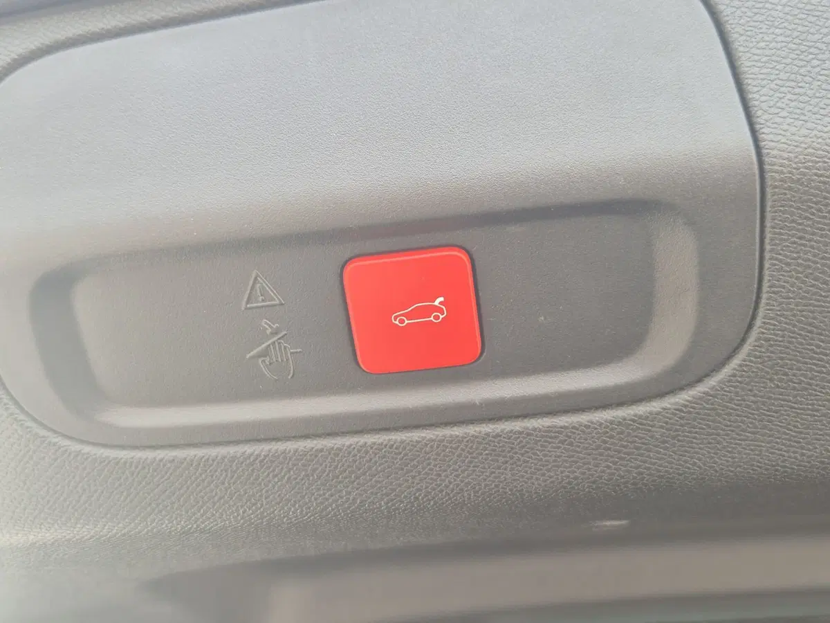 Peugeot 408 usata  (16)
