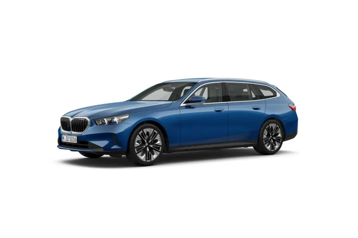 BMW Serie 5 Touring nuova a Torino