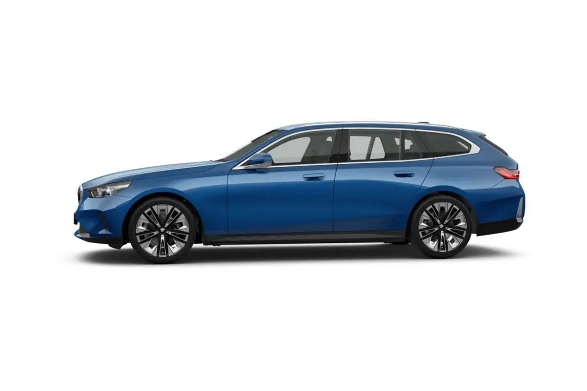 BMW Serie 5 Touring nuova a Torino (3)