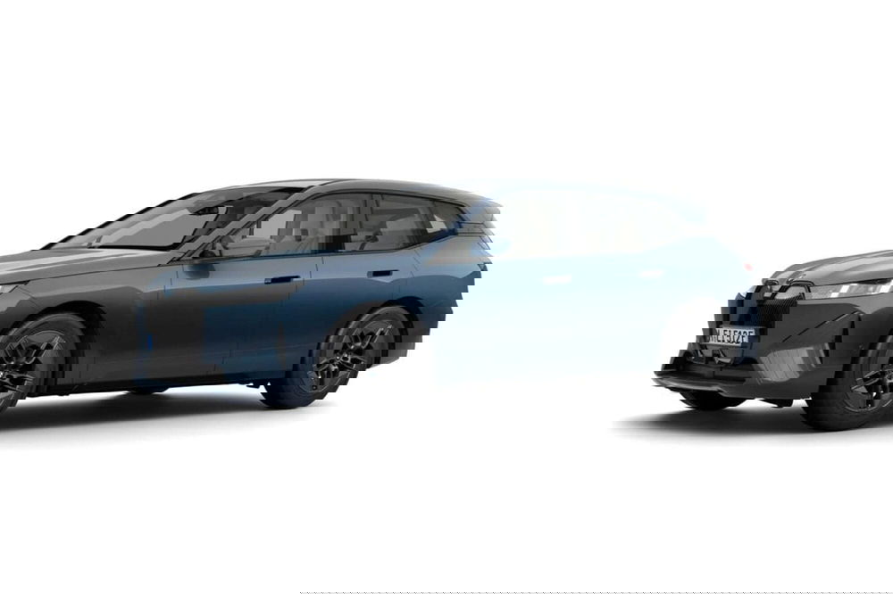 BMW iX nuova a Torino