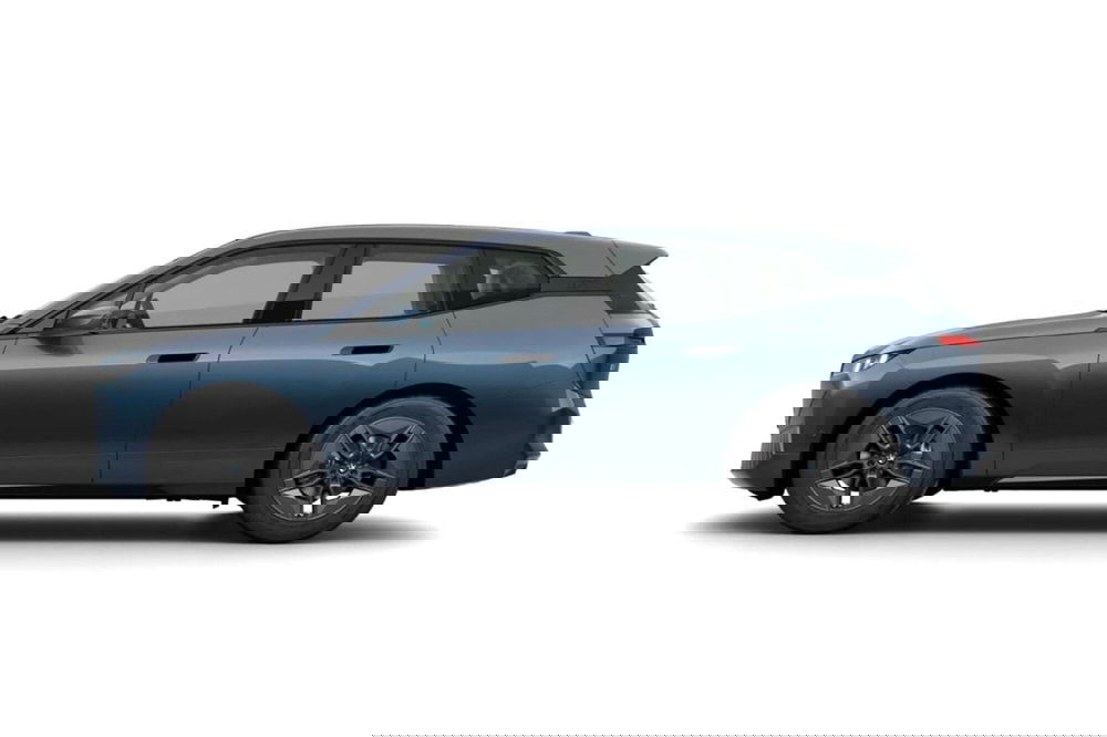 BMW iX nuova a Torino (2)