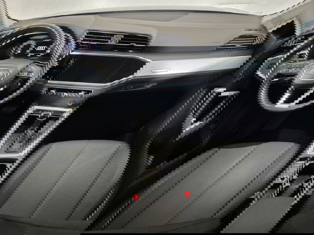 Audi Q3 Sportback usata a Torino (9)