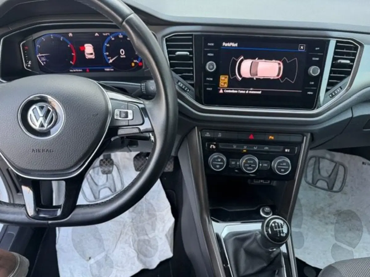 Volkswagen T-Roc usata a Prato (10)