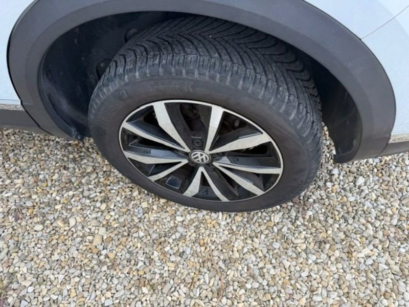 Volkswagen T-Roc usata a Prato (5)