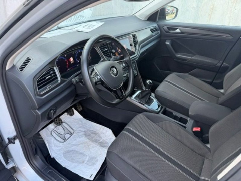 Volkswagen T-Roc usata a Prato (7)