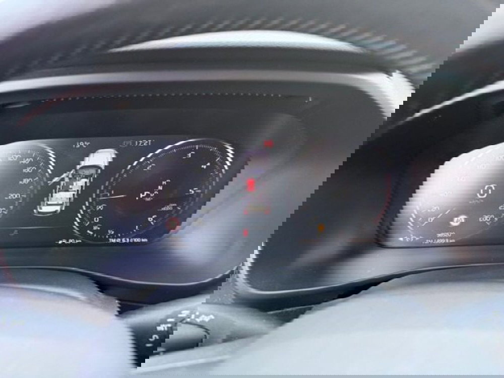 Volvo XC40 usata a Prato (9)