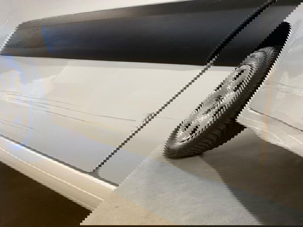 Peugeot Partner Furgone usata a Torino (13)