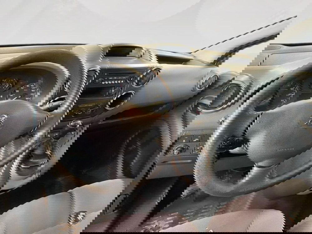 Peugeot Partner Furgone usata a Torino (5)