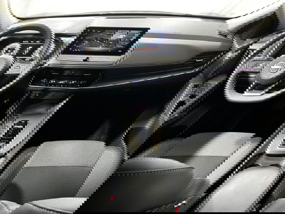 Nissan Qashqai usata a Sondrio (12)