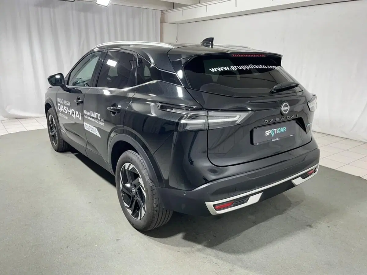 Nissan Qashqai usata a Sondrio (3)