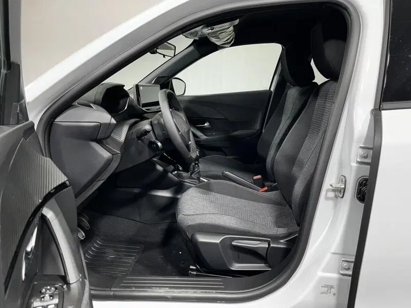 Peugeot 2008 nuova a Sondrio (10)