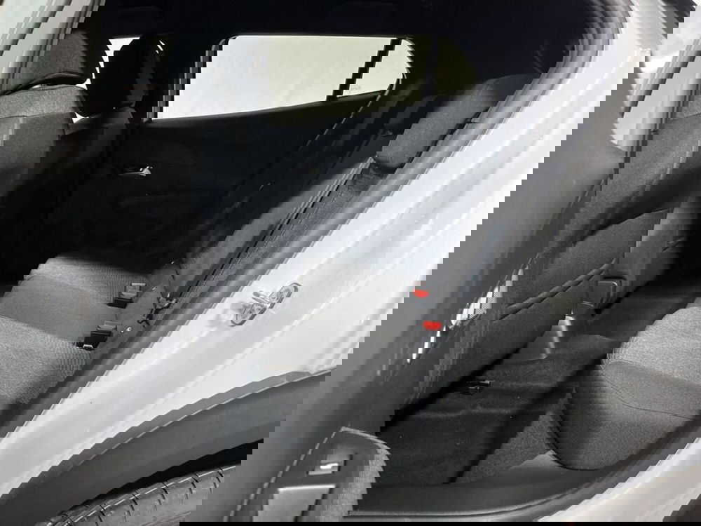 Peugeot 2008 nuova a Sondrio (11)