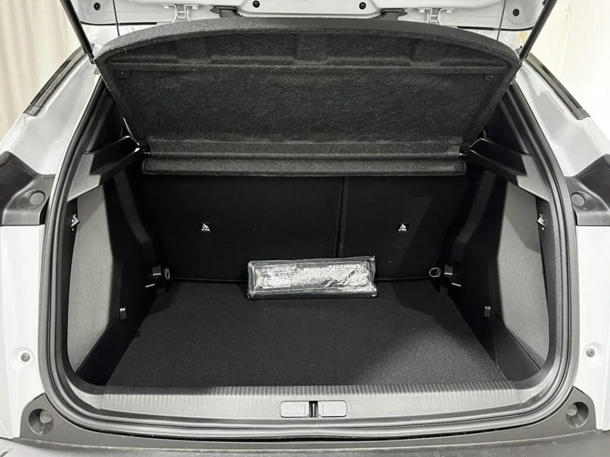 Peugeot 2008 nuova a Sondrio (15)