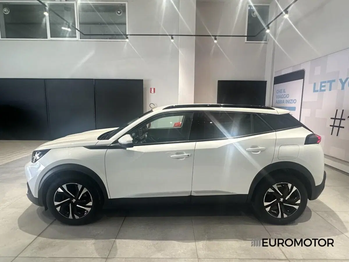 Peugeot 2008 usata a Bari (8)