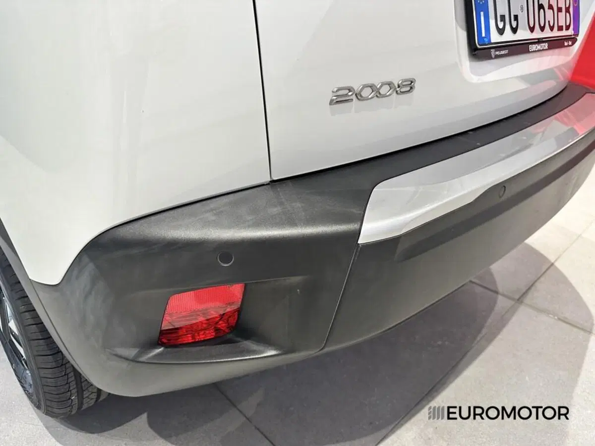 Peugeot 2008 usata a Bari (9)