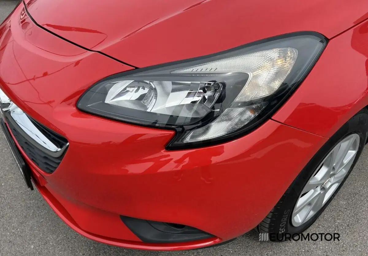 Opel Corsa usata a Bari (9)