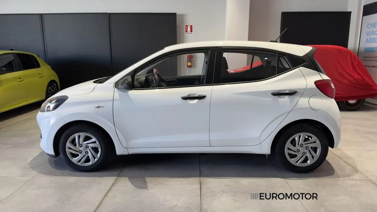 Hyundai i10 usata a Bari (9)