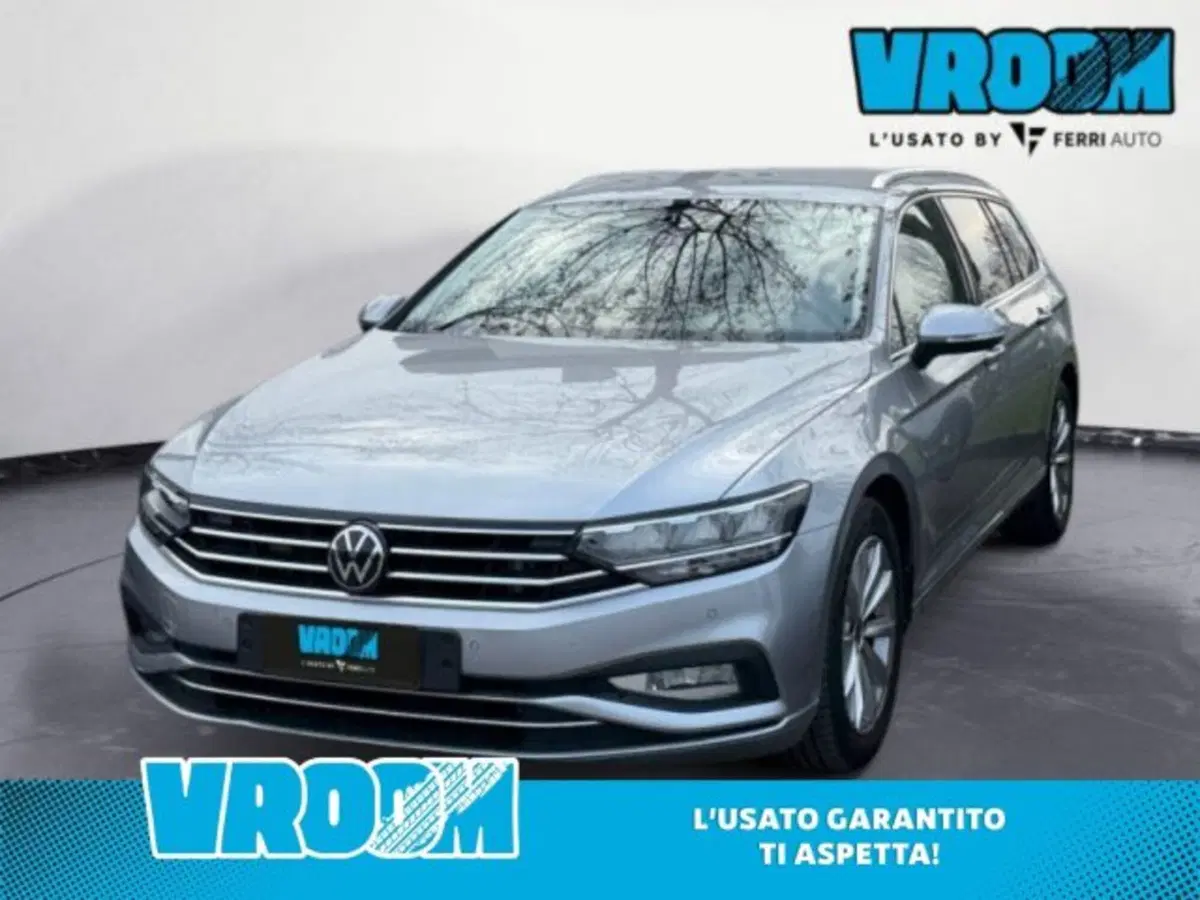Volkswagen Passat Variant usata a Udine