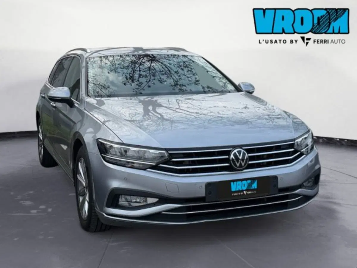 Volkswagen Passat Variant usata a Udine (4)
