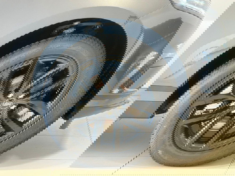 Land Rover Range Rover Velar usata a Napoli (9)