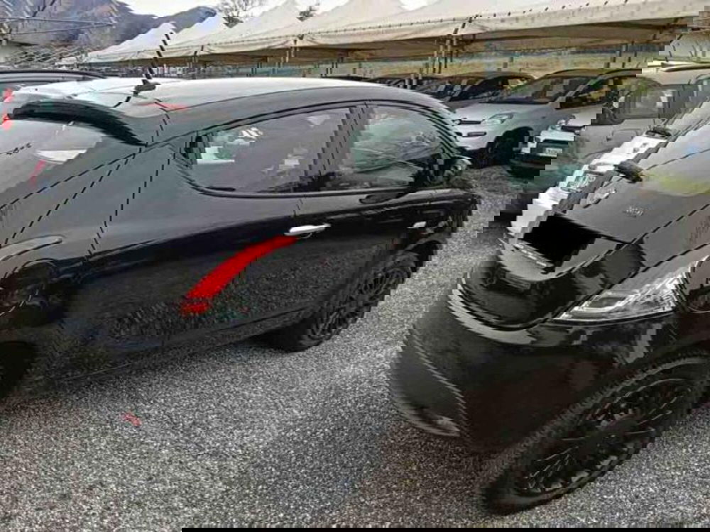 Lancia Ypsilon usata a Torino (4)