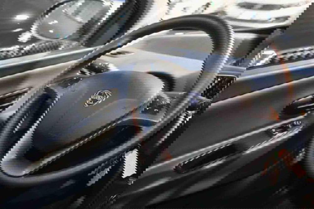 Lancia Ypsilon usata a Torino (19)