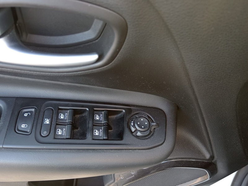 Jeep Renegade usata a Alessandria (17)