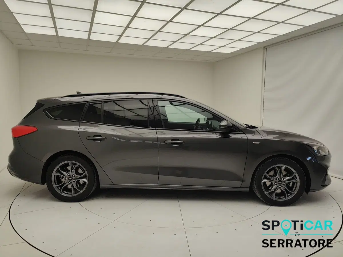 Ford Focus Station Wagon usata a Como (20)