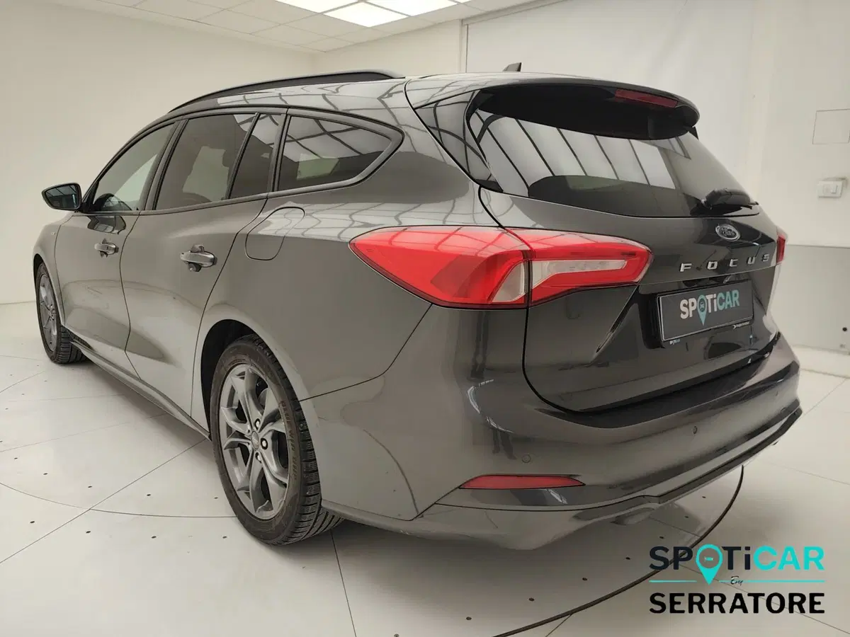 Ford Focus Station Wagon usata a Como (4)
