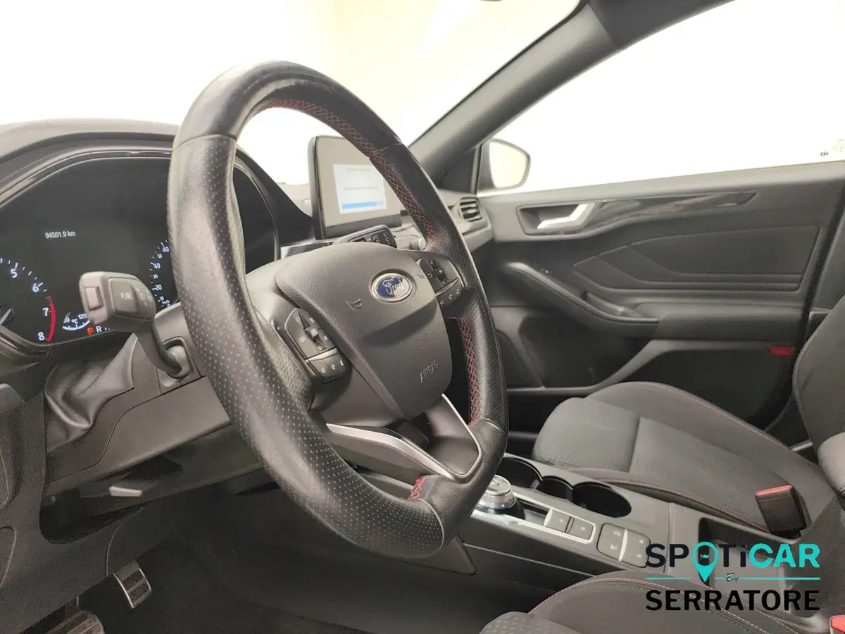 Ford Focus Station Wagon usata a Como (9)