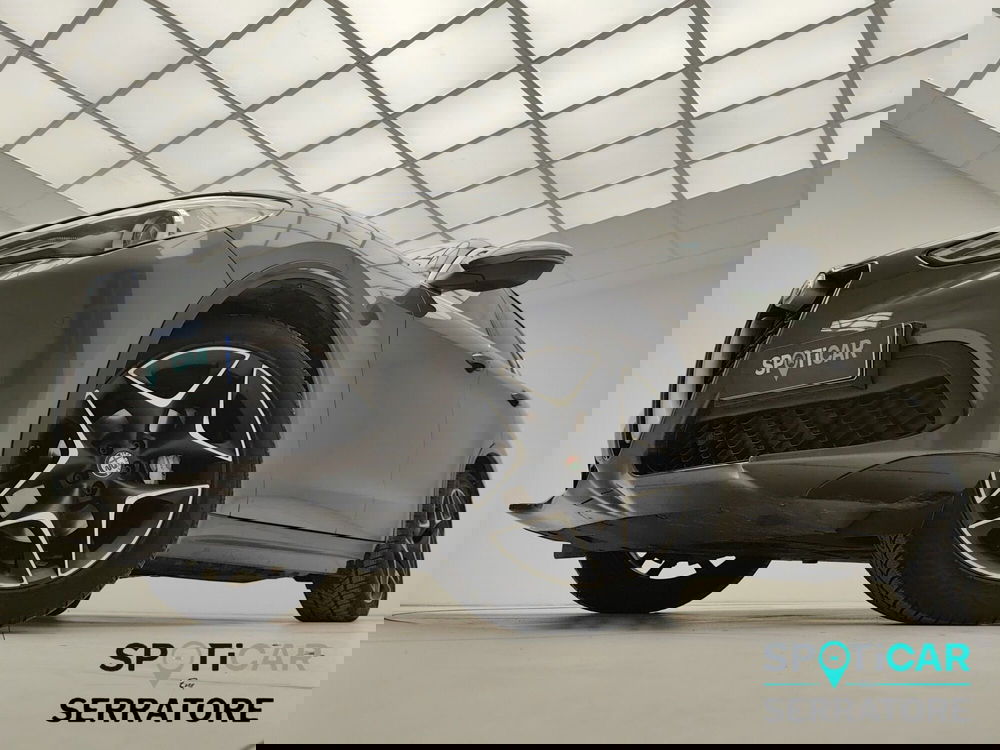 Alfa Romeo Stelvio usata a Como (14)