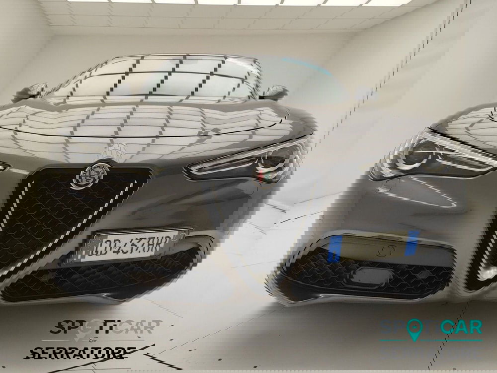 Alfa Romeo Stelvio usata a Como (2)