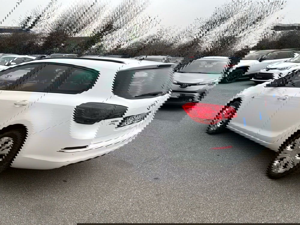 Opel Astra Station Wagon usata a Piacenza (2)