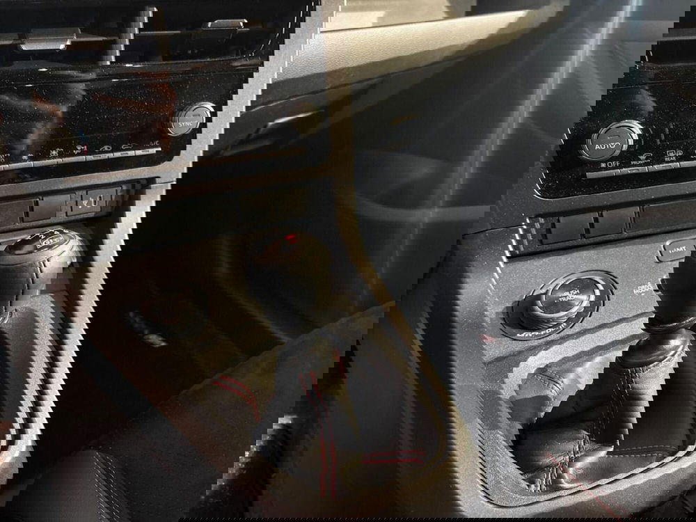 Toyota GR Yaris usata a Lecco (12)