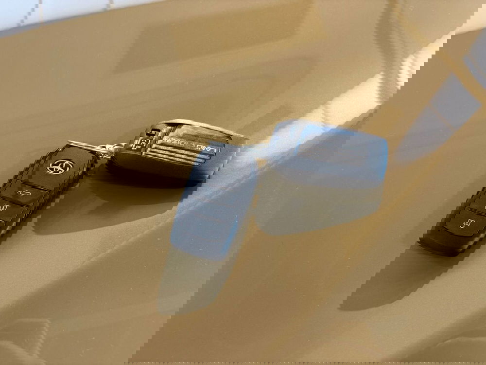 Toyota Land Cruiser nuova a Lecco (18)