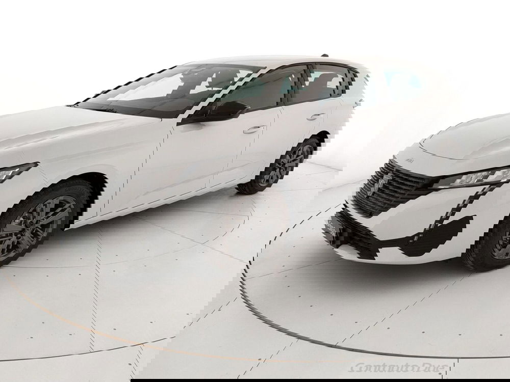 Peugeot 308 nuova a Caserta