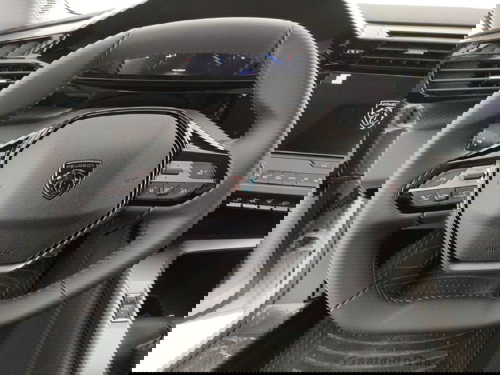 Peugeot 308 nuova a Caserta (20)