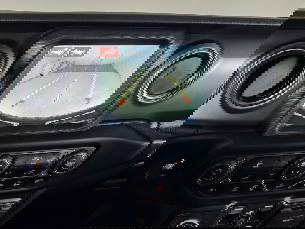 Jeep Wrangler Unlimited usata a Torino (12)