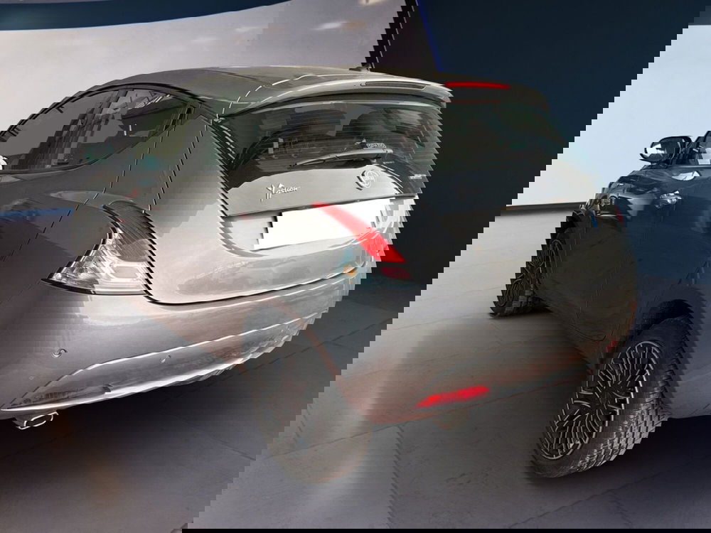 Lancia Ypsilon usata a Torino (6)